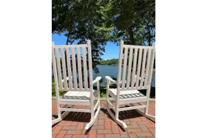 Image of Luxury Carriage House Suite on the Lake.
