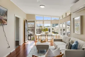Image of Light & Bright! 3 Bedroom Cottage, East Toowoomba!