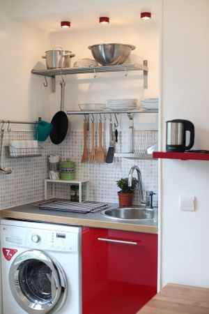 Image of Charming apartment, quiet, vue on a parc, two steps from La Défense, Paris !