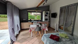Image of Pond-side studio