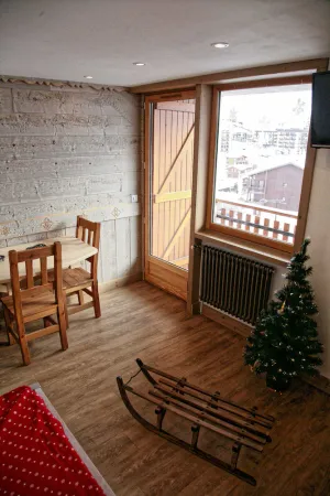 Image of Fully renovated studio cabin for 2-4 people in Tignes le lac