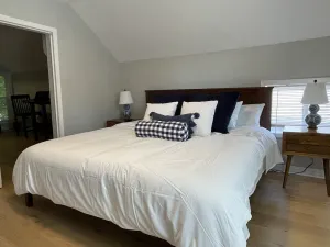 Image of Downtown King Bed Suite- Very Walkable- Flexible Cancellation