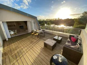 Image of Reed Warbler - HM111 - Lower Mill Estate Penthouse Apartment with Spa Access