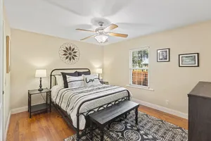 Image of Southern Comfort 2-BR Cottage-Downtown Inverness