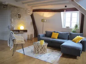 Image of Apartment of calm character ideally placed. Ideal for lovers.