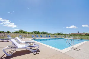 Image of Studio Mezzanine accès Piscine Extérieure