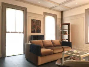 Image of Antique Uptown Charmer w\/ Five-Star Modern Kitchen