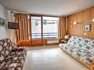 Image of \"Cozy Studio Near Pleney Lifts, 300m from Center, Balcony, Parking, Pet Friendly\"