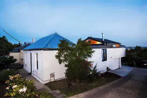 Image of Omaroo House - panoramic water views