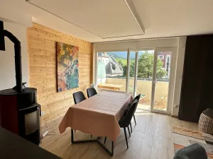 Image of Grand 100m² avec 3 chambres, parking et Wifi au centre du village - FR-1-689-36