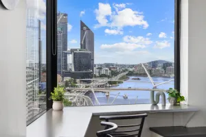 Image of 1-Bed Brisbane City Pad with Sweeping Views