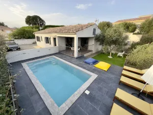 Image of Comfortable villa with heated pool and spa between sea and mountains