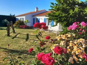 Image of Maison récente avec jardin, 4 chambres, proche mer et commerces à Bouin - FR-1-426-129