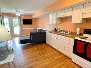 Image of Lighthouse Villas 10: Centrally located condo in Ocracoke