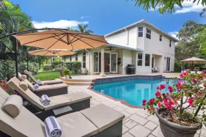Image of AMA  House -  Heated Pool, Steam Shower, Barre & Yoga Studio in Boca Raton - 8 min to Beach