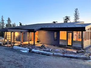 Image of Modern Mountain View Getaway - 26 Acres