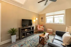 Image of Virginia Dare Cottage-Walk 2 Manteo Waterfront