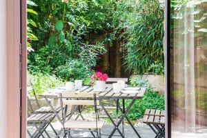 Image of Pretty town house in the heart of Chinon + garden