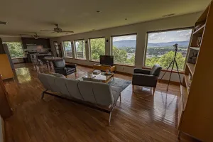 Image of 'City Overlook & Hideway' above downtown Chattanooga