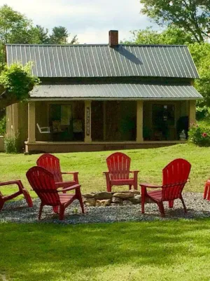 Image of 7 Private Acres Minutes to Asheville NC\/ Pet Friendly \/5G Wi-Fi
