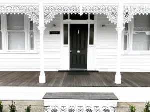 Image of Castlebar - Superior Boutique Accomodation - Steps to Pakington Street