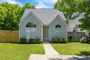 Image of House near ky horse park