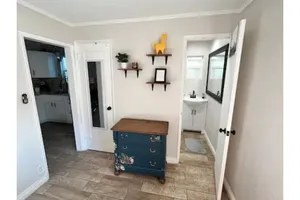 Image of Clean and Modern Mid-Town Casita - 5 minutes to UofA and downtown Tucson