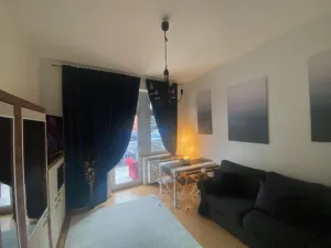 Image of Quiet cozy apartment in old building in central location Wiesbaden