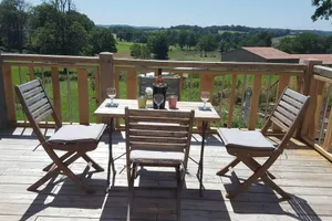 Image of Charming 2-Bed Cottage within Barn in Merinchal