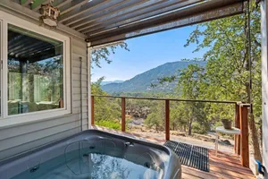 Image of Views, Hot Tub, Outdoor Shower, 15m from Sequoia