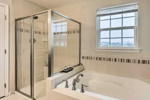 Image of Cozy Modern Townhome\/ with front entrance FREE Parking