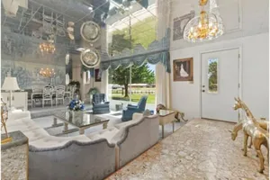 Image of Unbelievable Pink palace