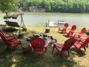 Image of Lakefront 7 Bedrooms! Private Dock Swim! Fish! Boat! Newly renovated