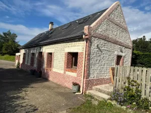 Image of Maison charmante à Bec-de-Mortagne avec jardin clôturé