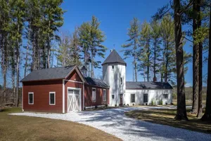 Image of NEWLY REMODELED 3 BEDROOM COUNTRY CASTLE