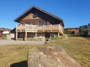 Image of Chalet des Boutons d'Or, peaceful with terrace