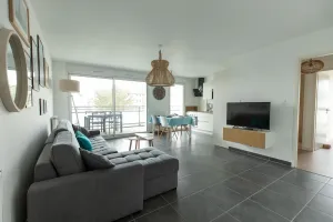 Image of Riviera - T3 avec piscine partagée et parking proche plage Arzon
