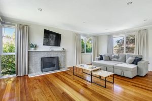 Image of Sunlit Suburbia A Breezy Abode in Glen Waverley