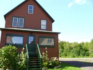 Image of Family Friendly, Located Between Two Ski Hills, cable tv, WiFi, Off Road Parking
