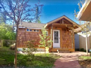 Image of The Writer's Cabin, Jacuzzi, Fireplace, in Town!