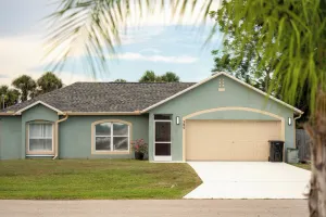 Image of CHEERFUL 3 BEDROOM HOME