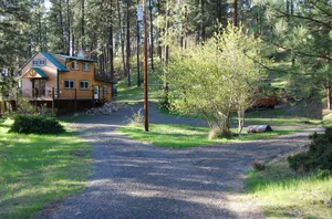 Image of Peaceful, Private Cabin overlooking the Clearwater River. Dbl occ rates