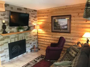Image of Downtown, Nice Furnishings, Clean & Cozy, W\/ Fireplace, Indoor & Outdoor Pools