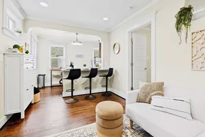 Image of Houston Historic Heights Cozy APT. MINUTES from Downtown and TOP ATTRACTIONS