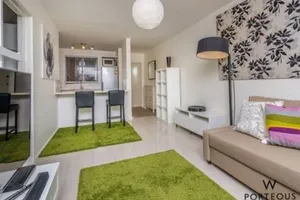 Image of Cottesloe Beach lifestyle