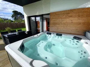 Image of carantec 4 stars villa with jacuzzi and garden for 8 persons