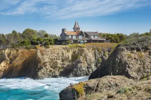 Image of Two-level oceanfront home with stunning ocean views & private hot tub