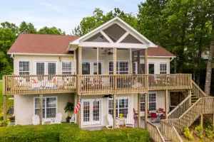 Image of Blue Door: 4  BR, 2.5  BA House in Arley, Sleeps 12