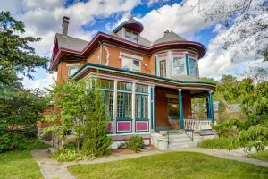Image of Queen Ann Historic Mansion