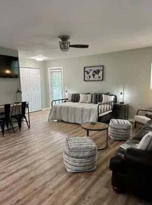Image of Alderman Park Abode